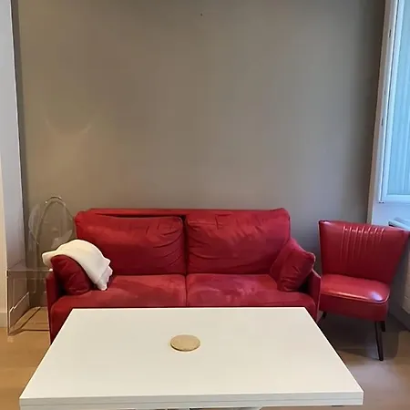 Modern In The Heart Of St-germain